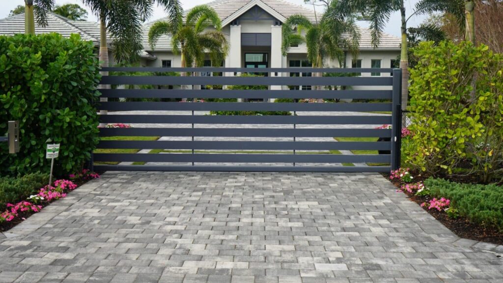 Commercial Gate